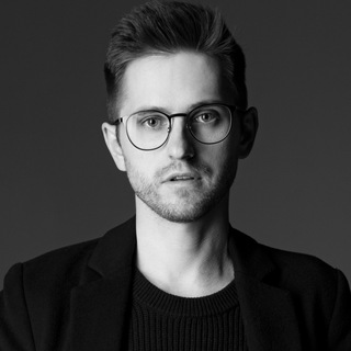 ALEX IZYUMOV PHOTO