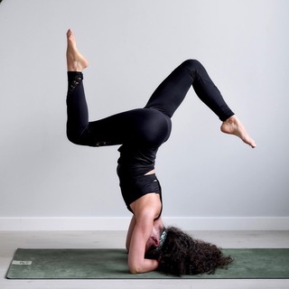 DO YOGA WITH KRISTINA BUTAEVA 