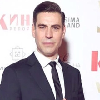 ДМИТРИЙ ДЮЖЕВ