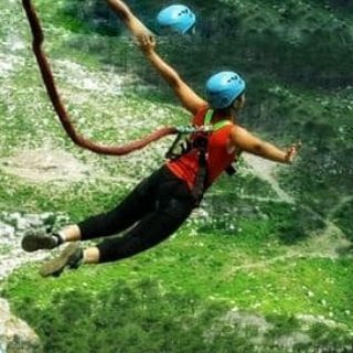 JUMP INTO ENGLISH